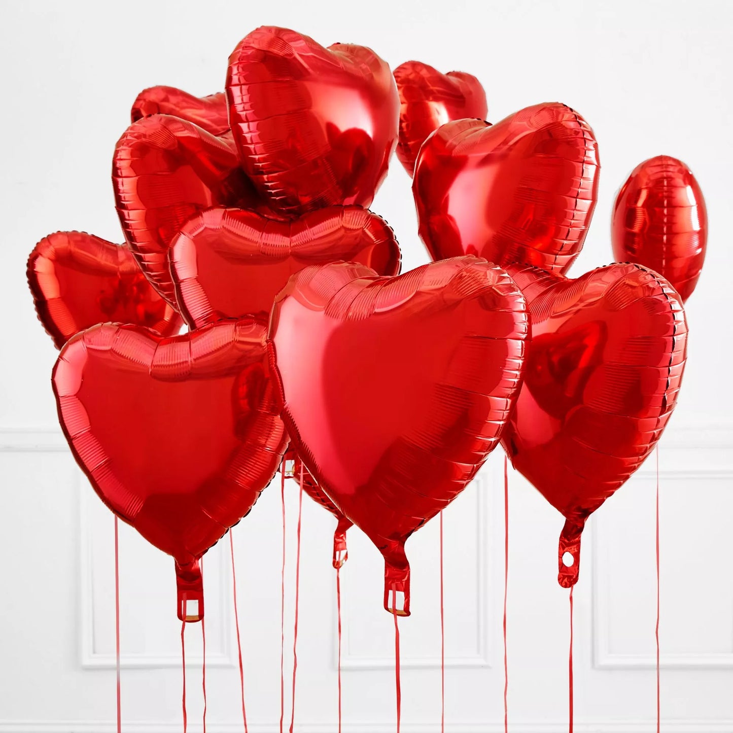 12 Red Heart Foil Balloons 18 In